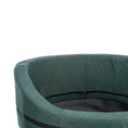 Bild in Galerie-Betrachter laden, Das CityStyle Hundebett in edlem grün bietet nicht nur einen gemütlichen Rückzugsort für deinen Hund, sondern fügt sich auch harmonisch in jedes Zuhause ein.