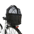 Bild in Galerie-Betrachter laden, Die Trixie Fahrradtasche für Hunde ist eine durchdachte Lösung für den Gepäckträger (6–16 cm Breite). Der stabile Metallrahmen sorgt für Sicherheit, während die formstabile Tasche mit gepolsterter Bodeneinlage deinem Hund ein bequemes Plätzchen bietet.
