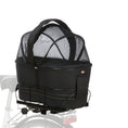 Bild in Galerie-Betrachter laden, Die Trixie Fahrradtasche für Hunde ist eine durchdachte Lösung für den Gepäckträger (6–16 cm Breite). Der stabile Metallrahmen sorgt für Sicherheit, während die formstabile Tasche mit gepolsterter Bodeneinlage deinem Hund ein bequemes Plätzchen bietet.