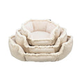 Bild in Galerie-Betrachter laden, Das Boho Hundebett aus der Trixie SOFT Edition wurde entwickelt, um deinen Liebling mit seinem kuscheligen Plüsch und Jute-Bezug in ultimativen Komfort zu hüllen.
