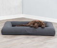 Bild in Galerie-Betrachter laden, Das Pulito Vital Hundebett ist die perfekte Lösung für alle, die ihrem Vierbeiner besten Komfort und optimale Sauberkeit bieten möchten.