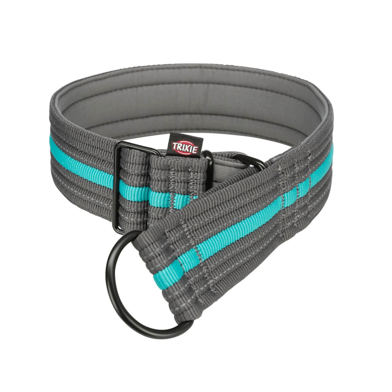 Das Fusion Zug-Stopp-Halsband sorgt für einen sicheren Halt, ohne unangenehm zu drücken. Die weiche Neoprenpolsterung schützt den empfindlichen Halsbereich deines Hundes – selbst bei plötzlichem Zug. 