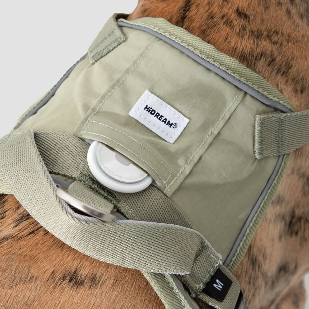 Das HiDream™ Hundegeschirr Valley überzeugt mit einem ergonomischen Design, das den Halsbereich schont und Ziehen verhindert.