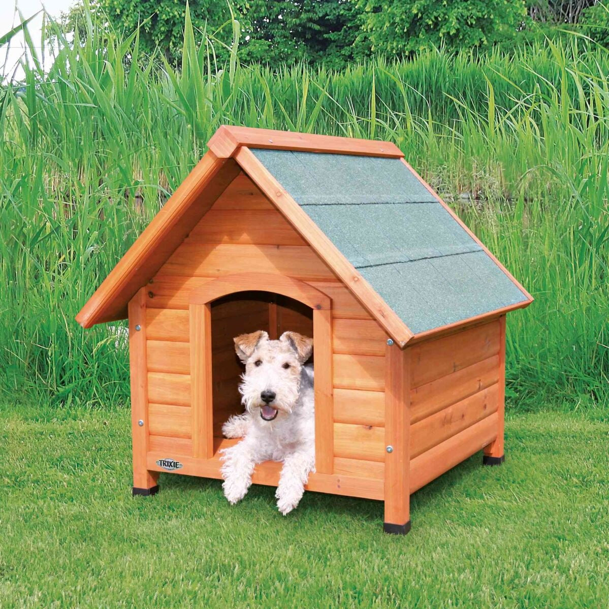 Diese Hundehütte bietet deinem Vierbeiner ein gemütliches und sicheres Heim unter freiem Himmel. Ausgestattet mit erhöhten Beinen, schützt sie vor Bodenfeuchte und -kälte, während die justierbaren Füsse eine stabile Position auf jedem Untergrund garantieren.