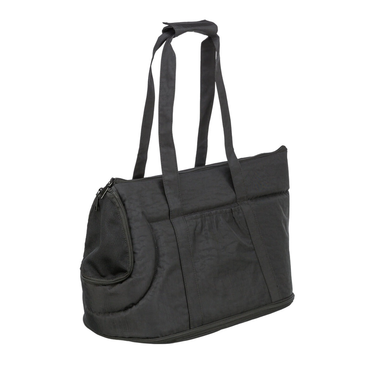 Diese modische Tragetasche im neuen Look ist ideal für Alltag oder Reisen und bietet deinem Hund höchsten Komfort durch das weiche Innenfutter aus Fleece. Der Netz-Einsatz mit Reissverschluss an der Front sorgt für&nbsp;optimale Belüftung. Eine Aussentasche bietet zusätzlichen Stauraum für kleines Zubehör und die integrierte Kurzleine sorgt dafür, dass dein kleiner Vierbeiner sicher in der Tasche bleibt.
