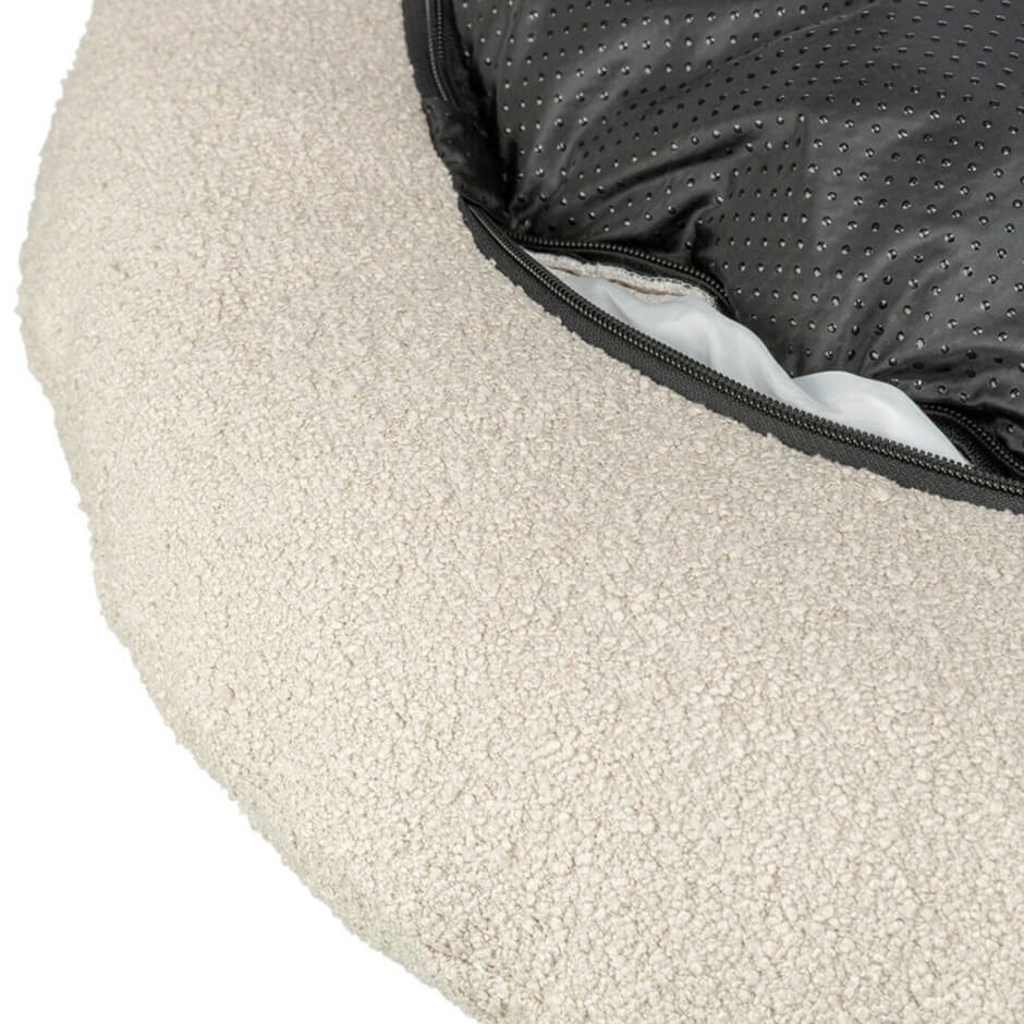 Das CityStyle Vital Hundebett bietet orthopädischen Komfort im edlen Bouclé-Look. 